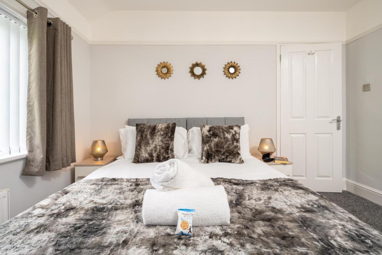 Mulberry House - Luxurious And Modern 4-Bed In Solihull Near Nec,Jlr, Airport, Resorts World, Hs2 Eksteriør billede