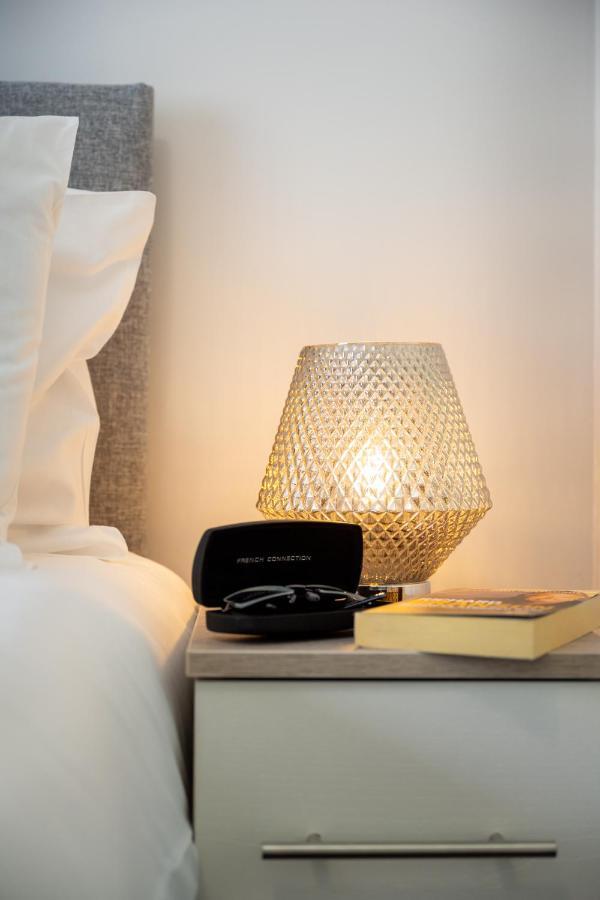 Mulberry House - Luxurious And Modern 4-Bed In Solihull Near Nec,Jlr, Airport, Resorts World, Hs2 Eksteriør billede