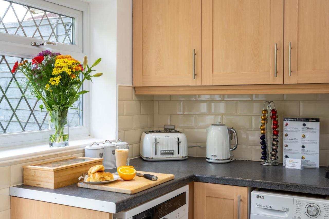 Mulberry House - Luxurious And Modern 4-Bed In Solihull Near Nec,Jlr, Airport, Resorts World, Hs2 Eksteriør billede