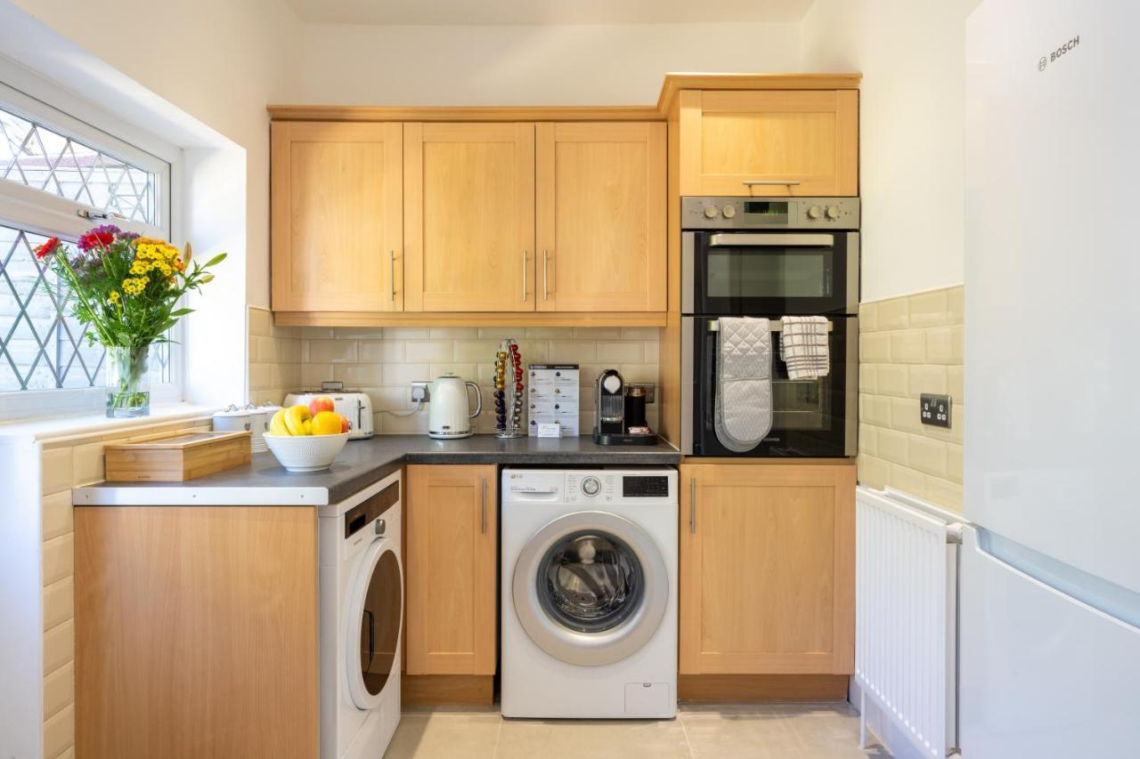 Mulberry House - Luxurious And Modern 4-Bed In Solihull Near Nec,Jlr, Airport, Resorts World, Hs2 Eksteriør billede